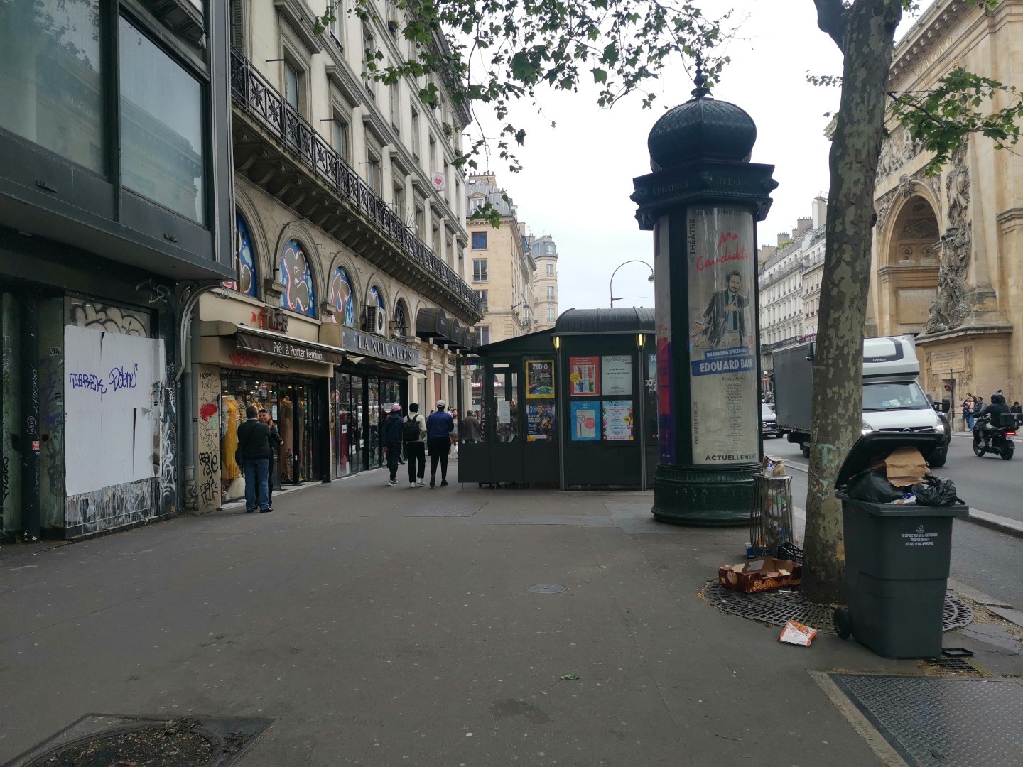 La Prostitution Dans Les Quartiers Chauds De Paris Cit s Sensibles De la-prostitution-dans-les-quartiers-chauds-de-paris-cit-s-sensibles-de